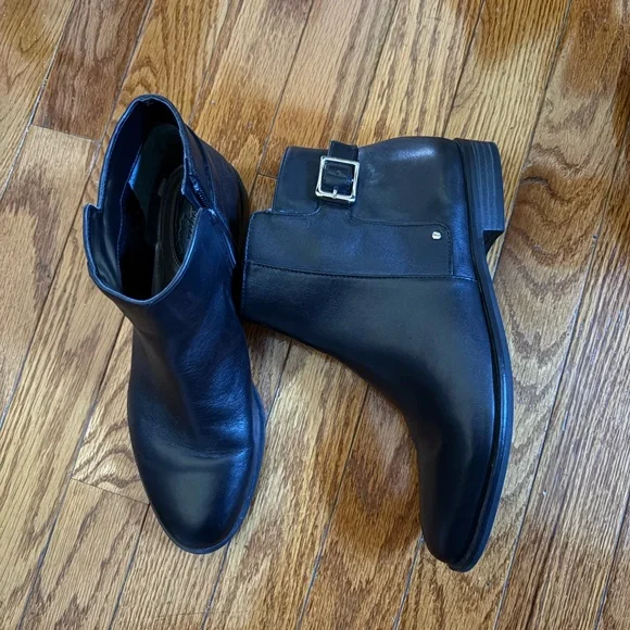 Women’s Black Leather Ankle Boots - Picture 2 of 4